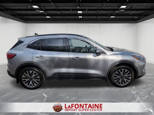 2021 Ford Escape Titanium