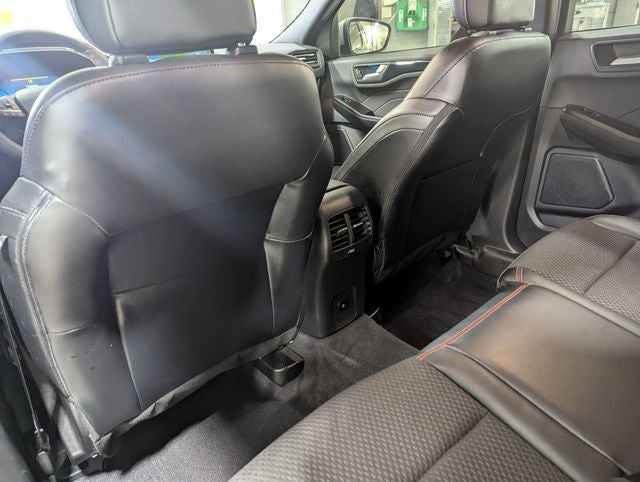 2023 Ford Escape ST-Line Elite