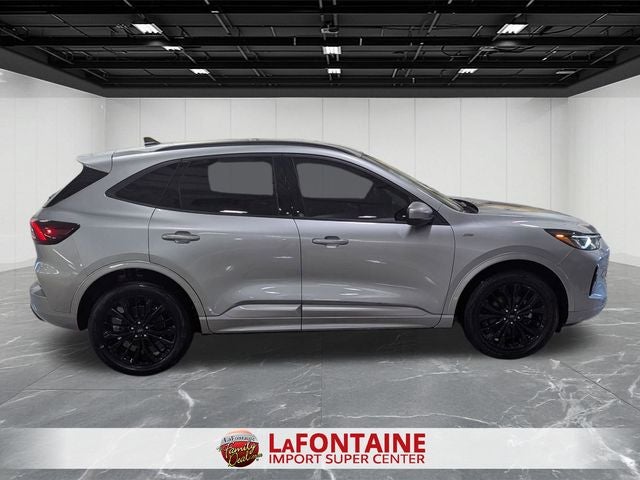 2023 Ford Escape ST-Line Elite