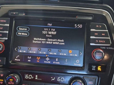 2023 Nissan Maxima SR