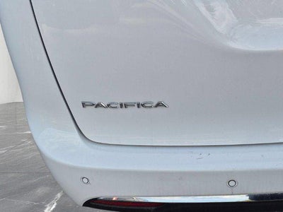 2024 Chrysler Pacifica Select