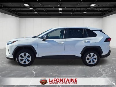 2025 Toyota RAV4 LE