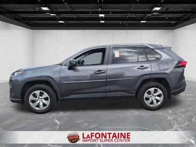 2022 Toyota RAV4 LE