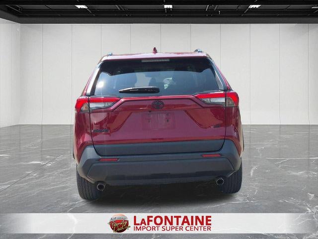 2020 Toyota RAV4 LE