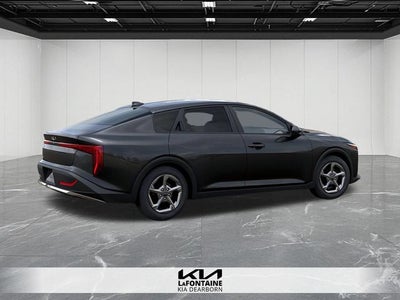 2026 Kia K4 LXS