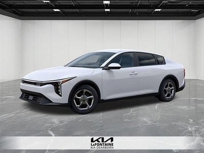 2026 Kia K4 LXS