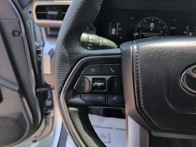 2025 Toyota TACOMA SR5 SR5