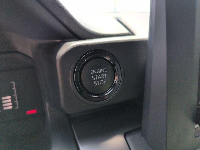 2025 Toyota TACOMA SR5 SR5