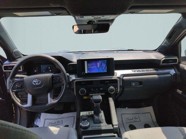 2025 Toyota TACOMA SR5 SR5