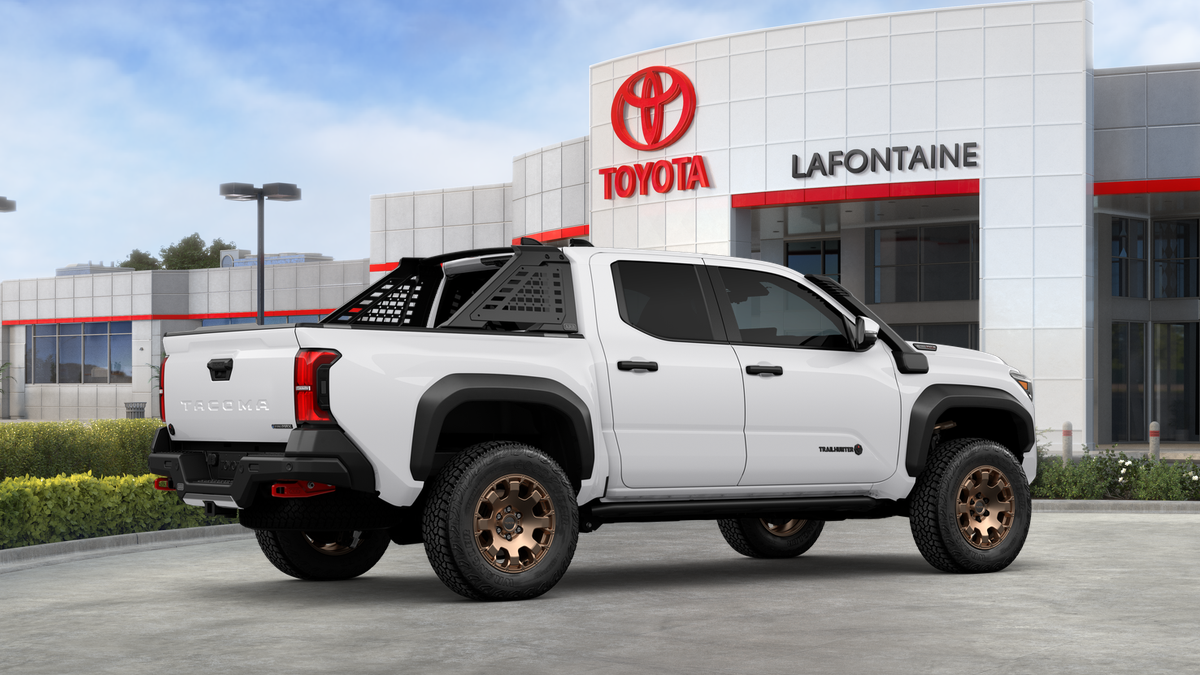 2025 Toyota Tacoma i-FORCE MAX Trailhunter