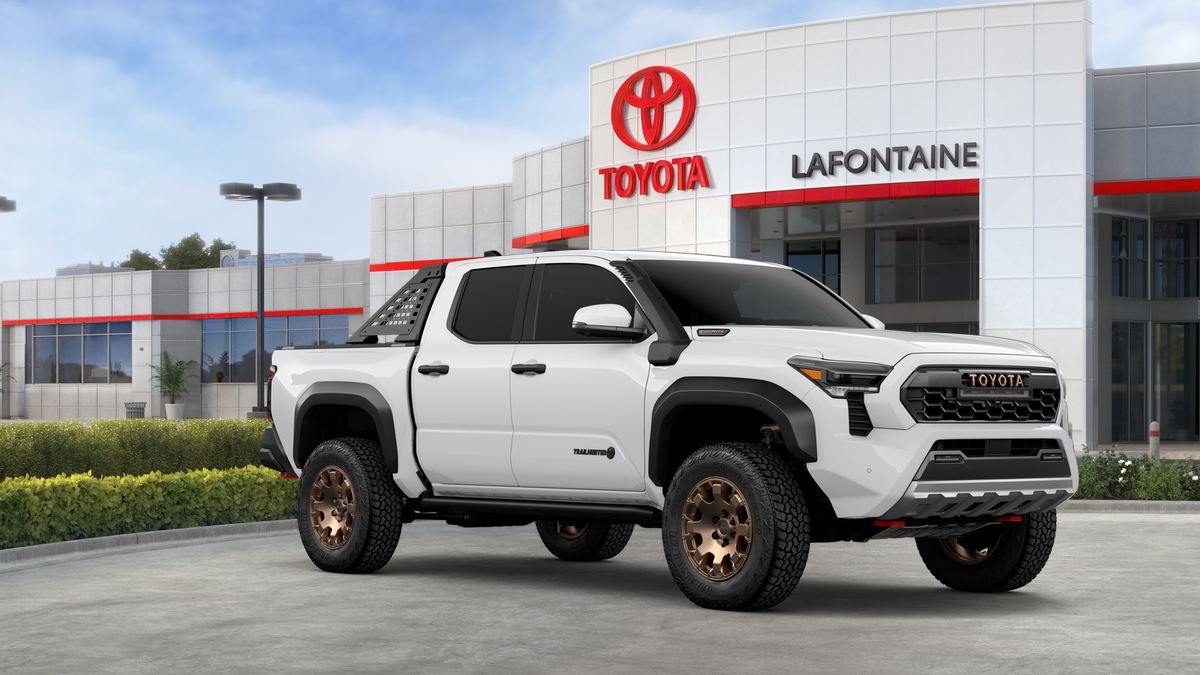 2025 Toyota Tacoma i-FORCE MAX Trailhunter