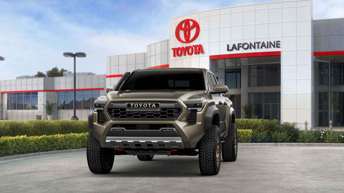 2026 Toyota Tacoma i-FORCE MAX Trailhunter