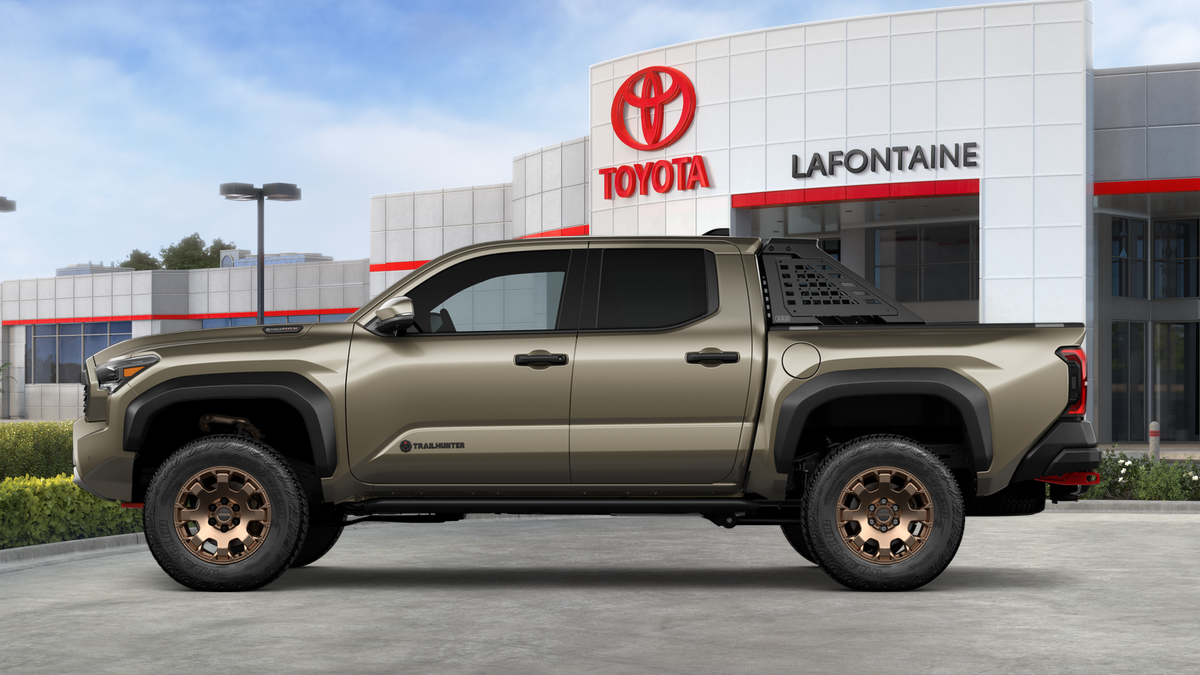2026 Toyota Tacoma i-FORCE MAX Trailhunter