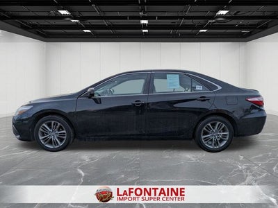 2016 Toyota CAMRY SE