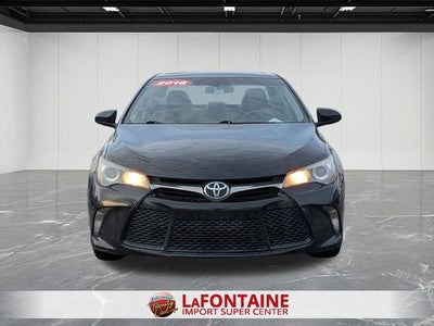 2016 Toyota CAMRY SE