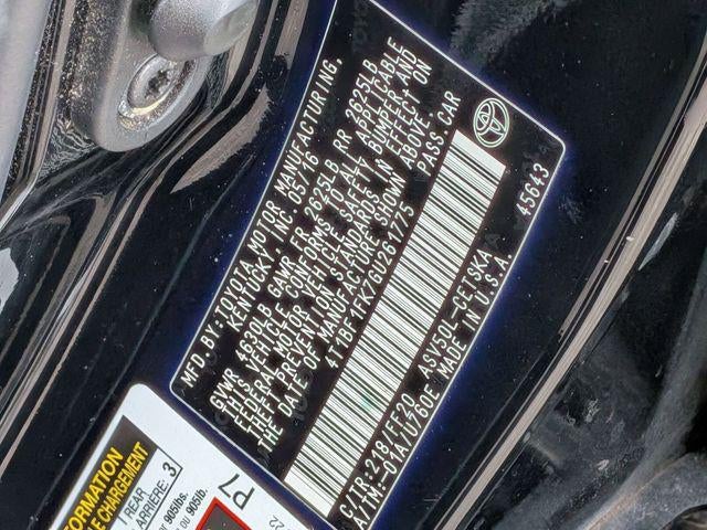 2016 Toyota CAMRY SE