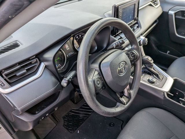 2022 Toyota RAV4 HYBRID LE