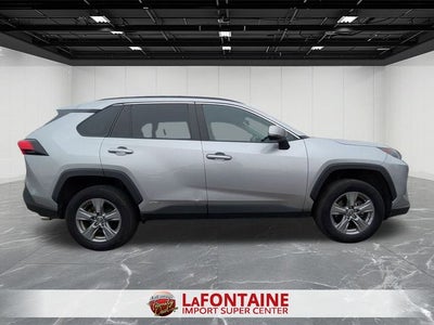 2022 Toyota RAV4 HYBRID LE