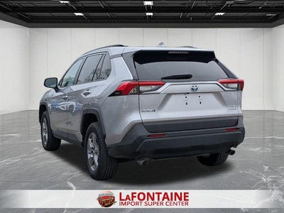2022 Toyota RAV4 HYBRID LE