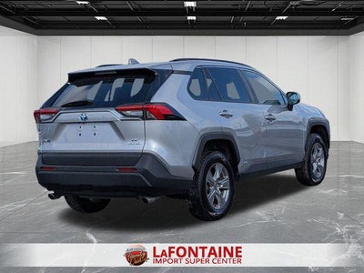 2022 Toyota RAV4 HYBRID LE