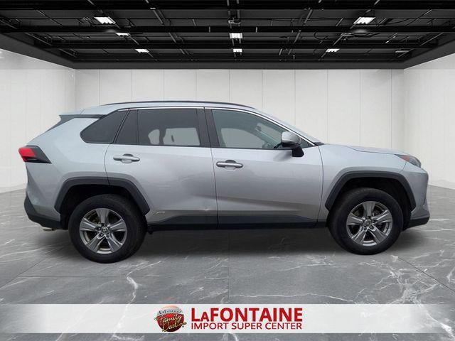 2022 Toyota RAV4 HYBRID LE