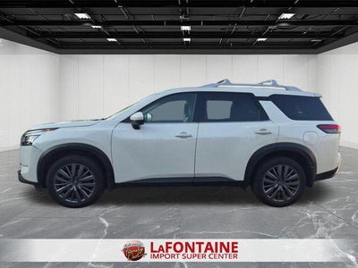 2023 Nissan Pathfinder SL
