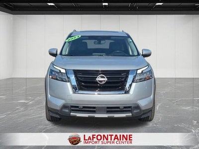 2023 Nissan Pathfinder Platinum
