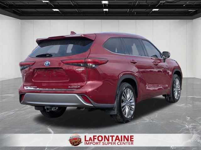 2022 Toyota Highlander Platinum