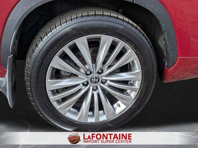 2022 Toyota Highlander Platinum