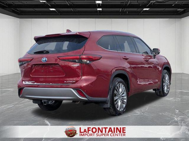 2022 Toyota Highlander Platinum
