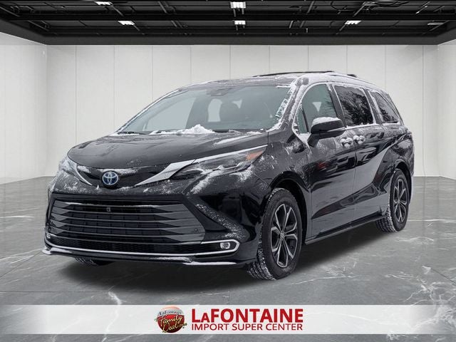 2025 Toyota SIENNA PLT AWD Platinum 7 Passenger