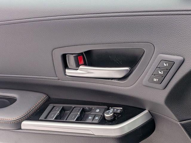 2025 Toyota SIENNA PLT AWD Platinum 7 Passenger