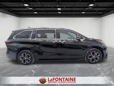 2025 Toyota SIENNA PLT AWD Platinum 7 Passenger