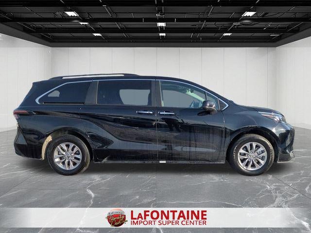 2025 Toyota SIENNA PLT AWD Platinum 7 Passenger