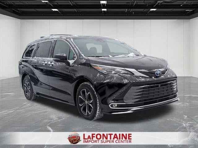 2025 Toyota SIENNA PLT AWD Platinum 7 Passenger