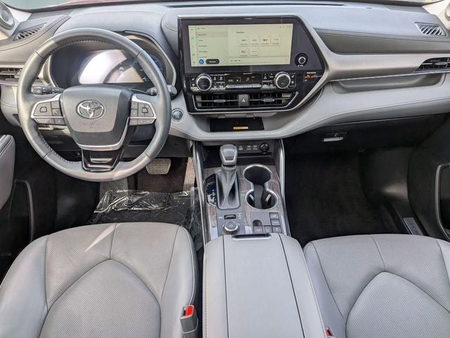 2023 Toyota HIGHLANDER Limited