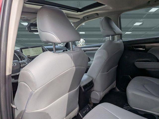 2023 Toyota HIGHLANDER Limited