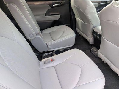 2023 Toyota HIGHLANDER Limited