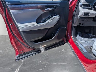 2023 Toyota HIGHLANDER Limited
