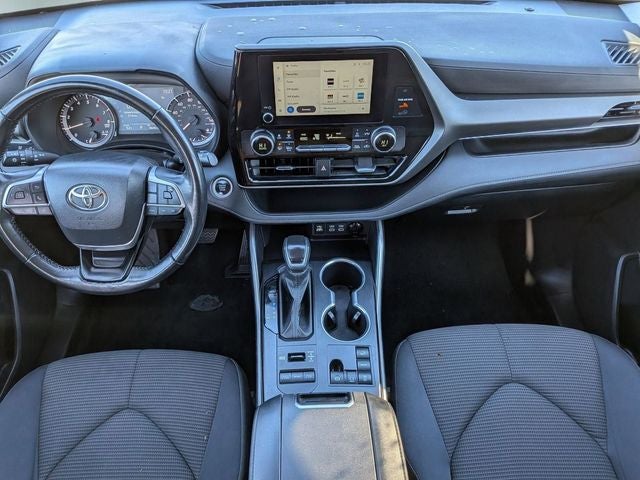 2024 Toyota HIGHLANDER XLE