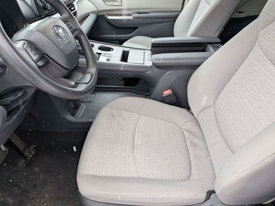 2024 Toyota SIENNA LE LE 8 Passenger