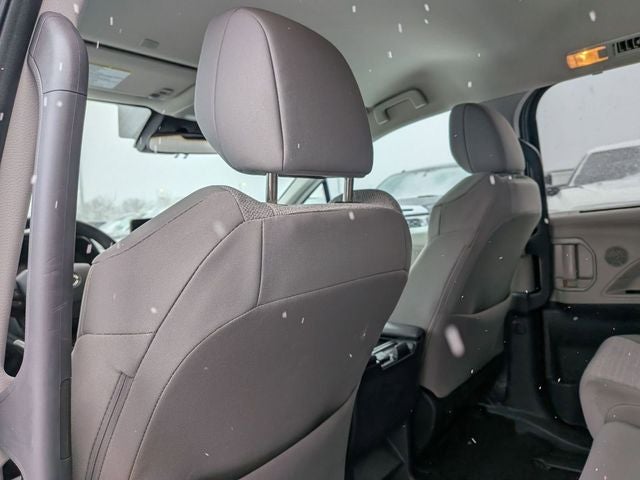 2024 Toyota SIENNA LE LE 8 Passenger