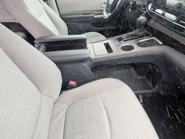 2024 Toyota SIENNA LE LE 8 Passenger