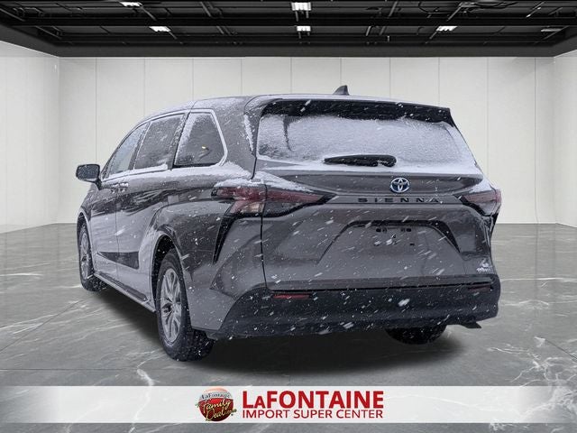 2024 Toyota SIENNA LE LE 8 Passenger