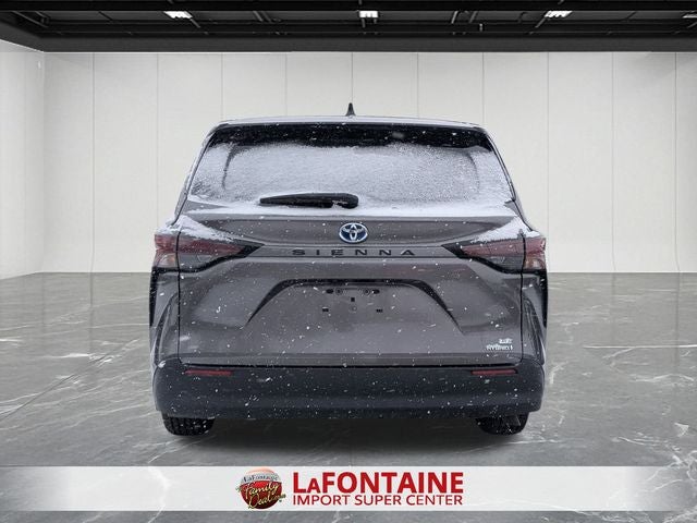 2024 Toyota SIENNA LE LE 8 Passenger