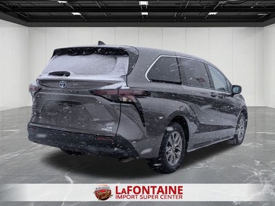 2024 Toyota SIENNA LE LE 8 Passenger