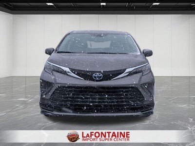2024 Toyota SIENNA LE LE 8 Passenger