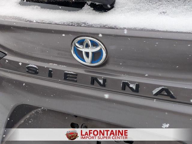 2024 Toyota SIENNA LE LE 8 Passenger