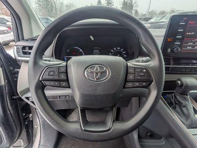 2024 Toyota SIENNA LE LE 8 Passenger