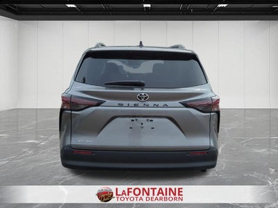 2026 Toyota Sienna LE 8 Passenger